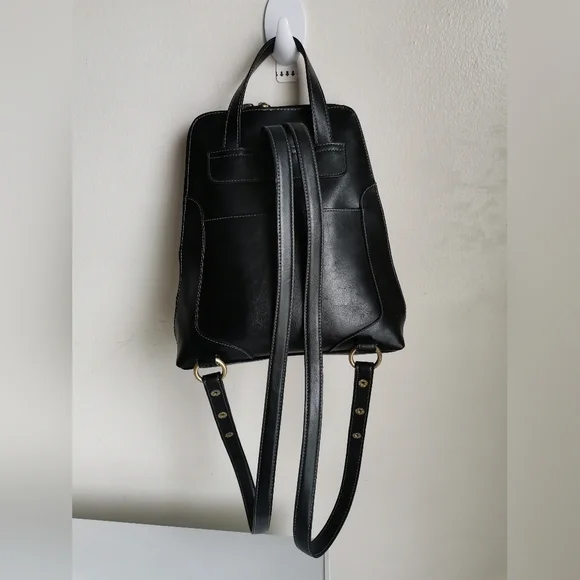 Crazy Horse mini backpack / purse brand by Liz claybourne Crazy Horse Sling Mini Background Bag Black - $35 (36% Off  main image 3